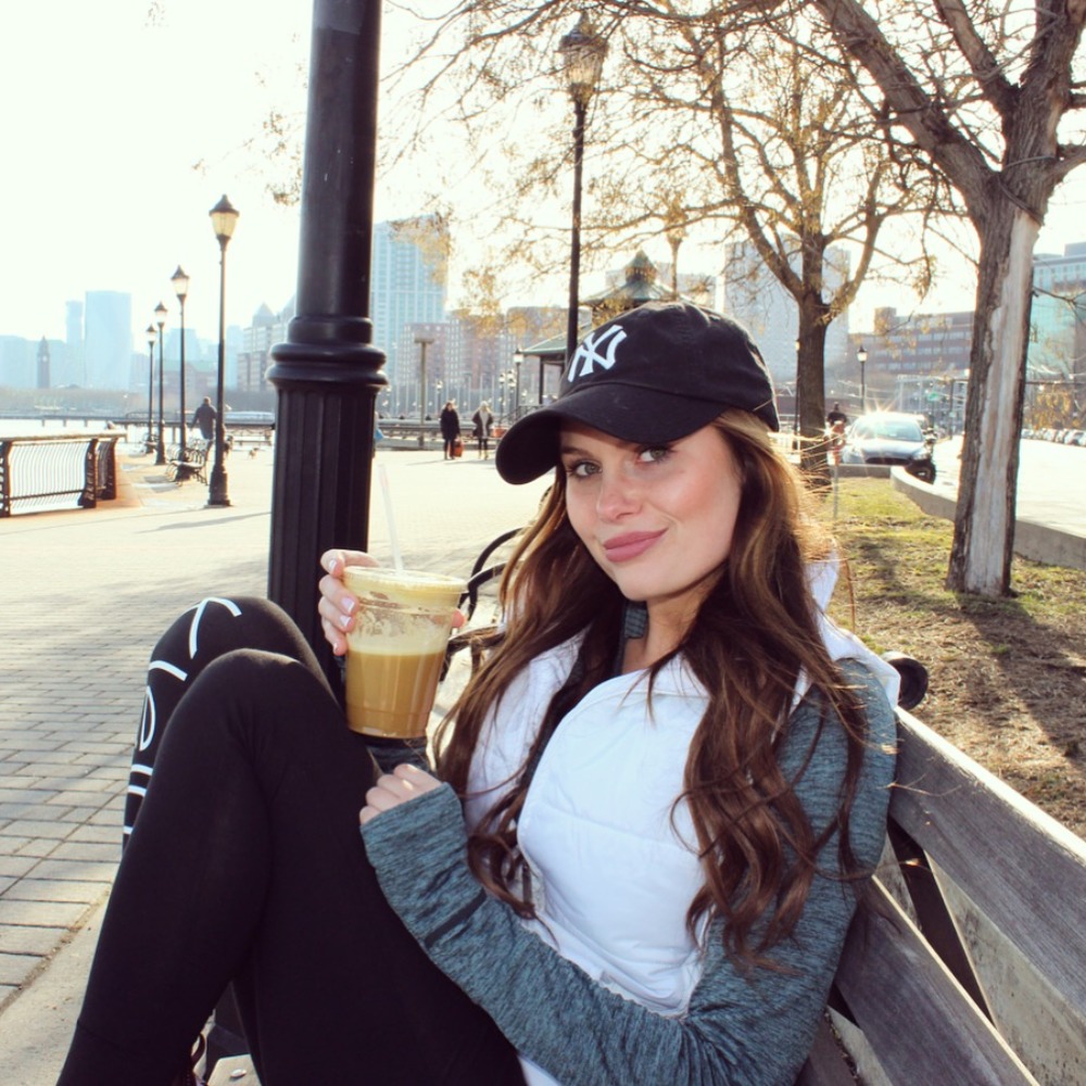 Meet your Posher, Kayla